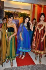 Sagarika Ghatge at the launch of new collection by designer Nisha Sagar in Juhu, Mumbai on 13th Sept 2011 (67).JPG